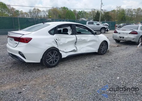 2024 Kia Forte Gt-Line из США, поврежденный, VIN 3KPF54AD3RE701186